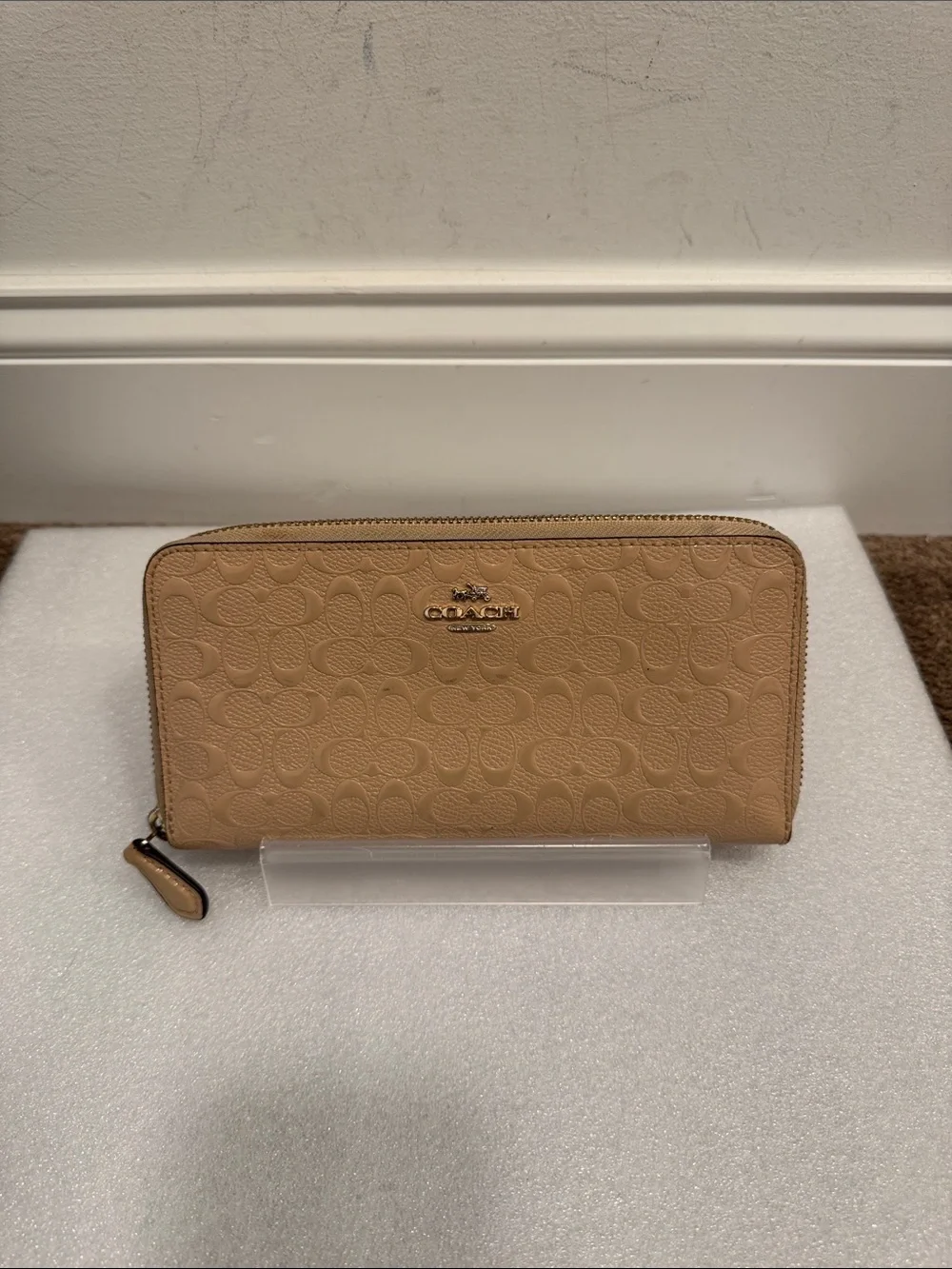 Coach Embossed Signature Zip Wallet in Beige-Tan - Picture 1 of 8